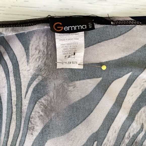 Vintage Gemma cross front blouse.  0224 - Picture 7 of 7